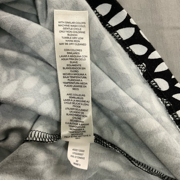 Chico's Dress Womens 1 Black White 'Pretty Petal Ellie' Tiered Midi Stretch Work - Picture 12 of 14